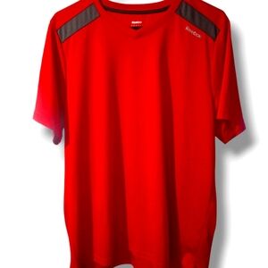 Reebok workout shirt medium